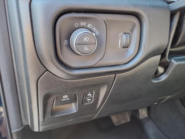 2022 Ram 1500 Big Horn Crew Cab 4x4 64 Box