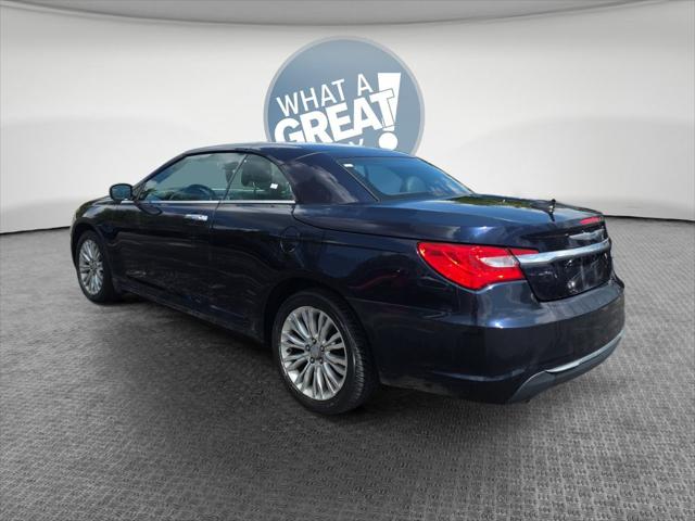 2012 Chrysler 200 Limited