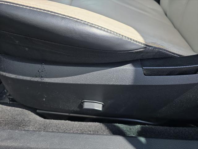 2012 Chrysler 200 Limited