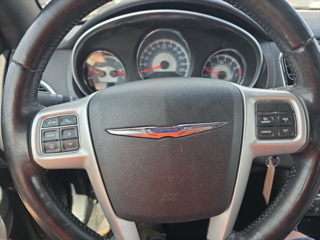 2012 Chrysler 200 Limited