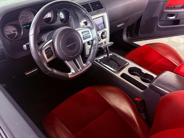 2014 Dodge Challenger SRT8