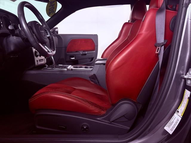 2014 Dodge Challenger SRT8