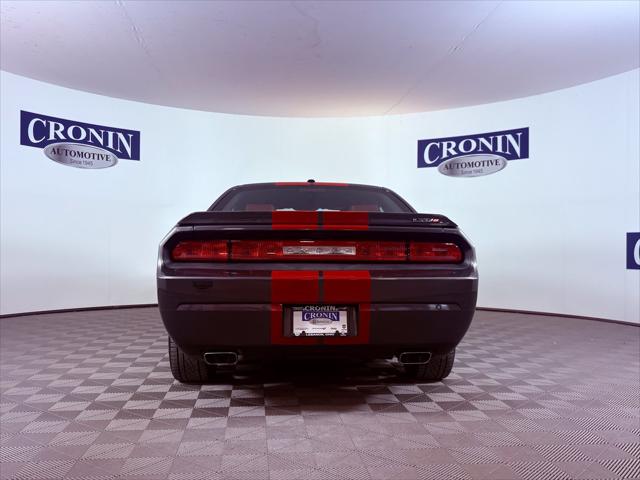 2014 Dodge Challenger SRT8