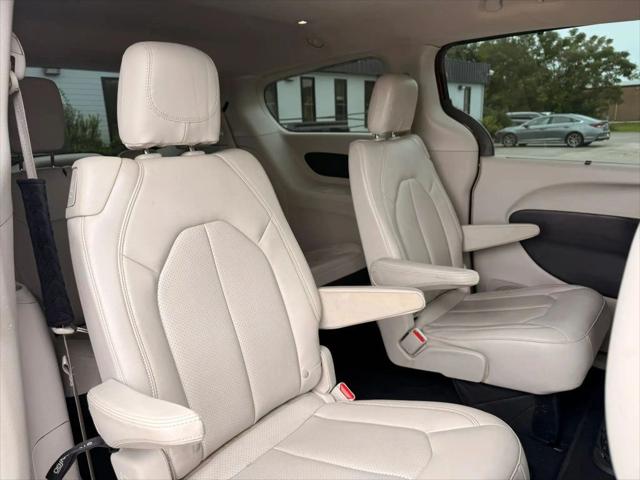 2021 Chrysler Voyager LXI