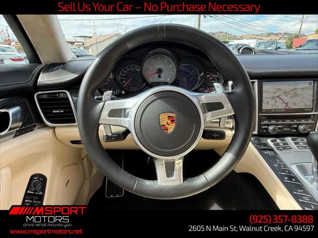 2016 Porsche Panamera GTS