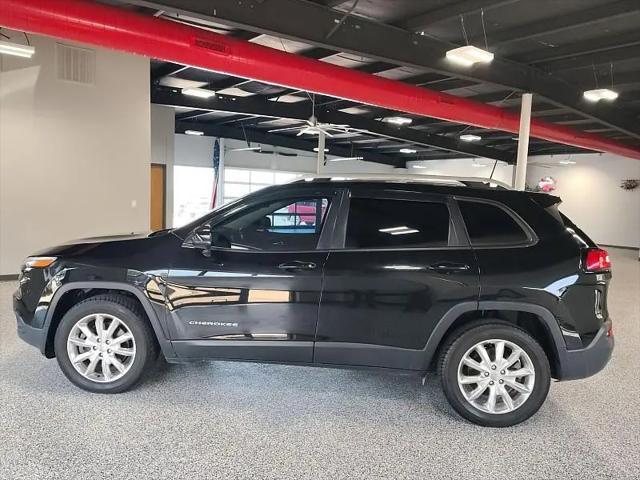 2017 Jeep Cherokee Limited 4x4 for sale in Des Moines, IA