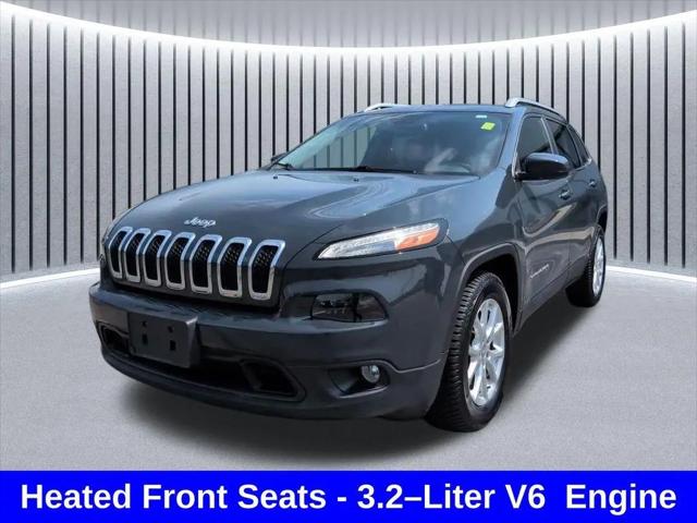 2018 Jeep Cherokee Latitude Plus 4x4 for sale in Crystal Lake, IL