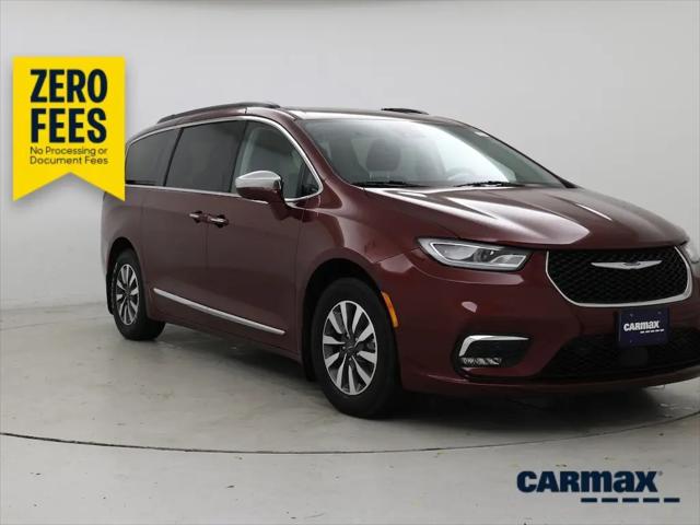 2022 Chrysler Pacifica Hybrid Limited for sale in Norwood, MA