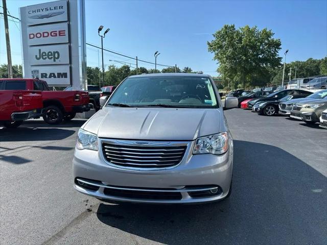 2016 Chrysler Town & Country Touring for sale near Wooster, OH