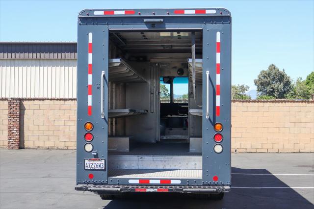 2020 Freightliner MT45G Walk-In Van