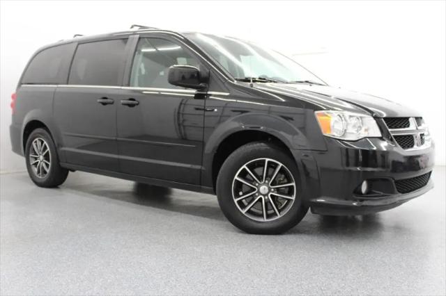 2016 Dodge Grand Caravan SXT for sale in Farmington, AR