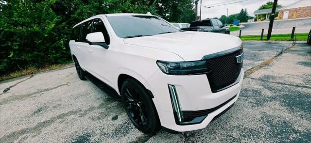 2023 Cadillac Escalade ESV 4WD Sport Platinum for sale in Elwood, IN