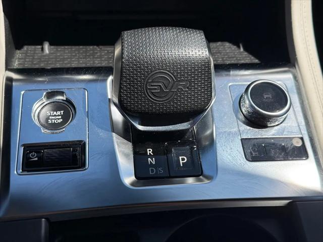 2023 Jaguar F-PACE SVR P550 AWD Automatic