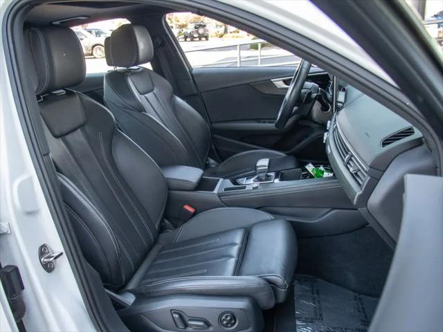 2024 Audi A4 Premium Plus 45 TFSI S line quattro S tronic