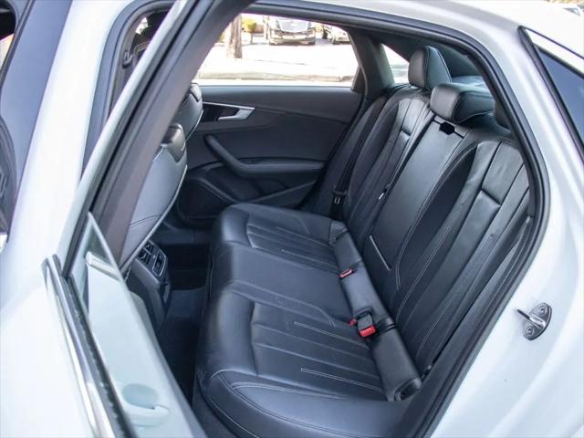 2024 Audi A4 Premium Plus 45 TFSI S line quattro S tronic