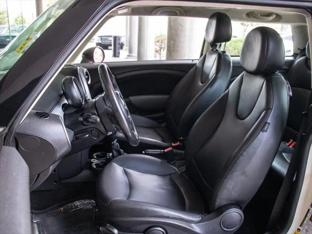 2011 MINI Cooper Cooper