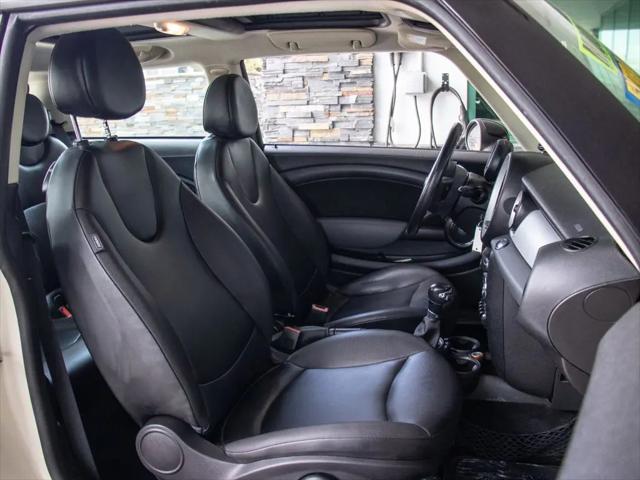 2011 MINI Cooper Cooper