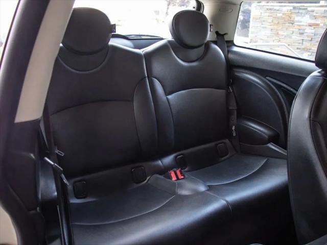 2011 MINI Cooper Cooper