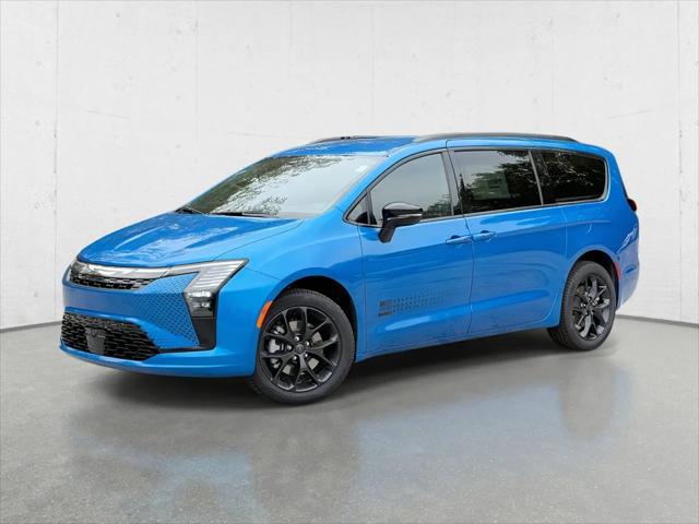 2027 Chrysler Pacifica Select AWD for sale in Valparaiso, IN