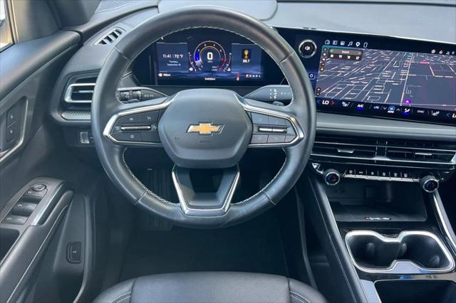 2025 Chevrolet Traverse FWD LT