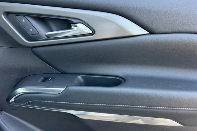 2025 Chevrolet Traverse FWD LT