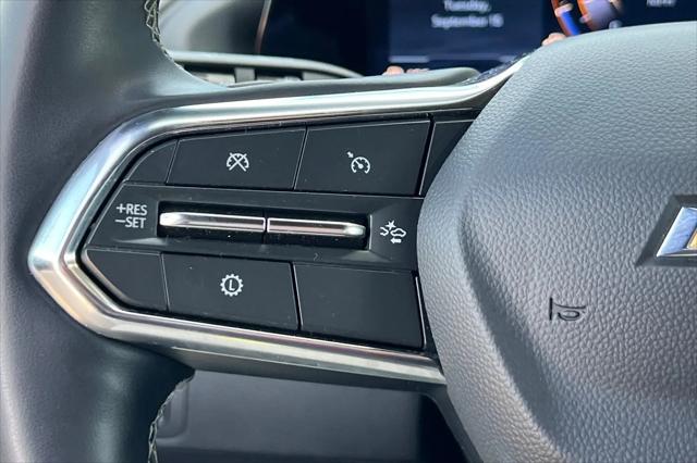 2025 Chevrolet Traverse FWD LT