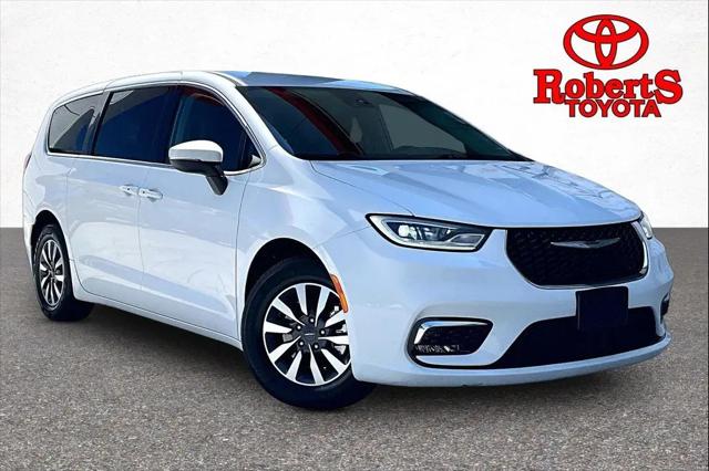 2023 Chrysler Pacifica Hybrid Touring L for sale in Columbia, TN