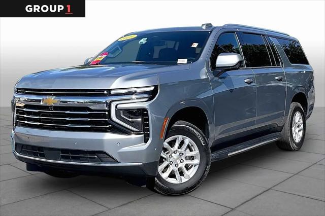 2025 Chevrolet Suburban 4WD LT for sale in Estero, FL