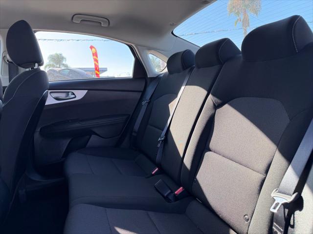 2023 Kia Forte LXS