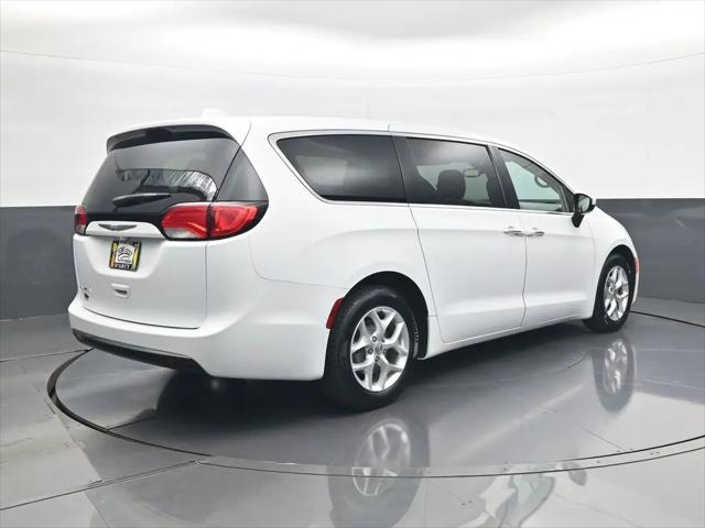 2017 Chrysler Pacifica Touring Plus