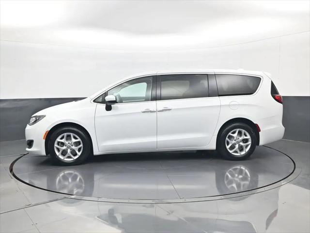 2017 Chrysler Pacifica Touring Plus