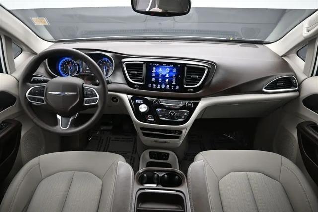2017 Chrysler Pacifica Touring Plus