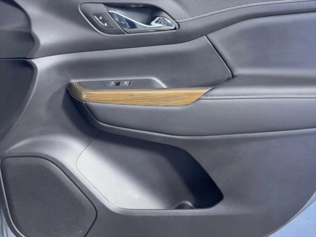 2023 GMC Acadia FWD SLE