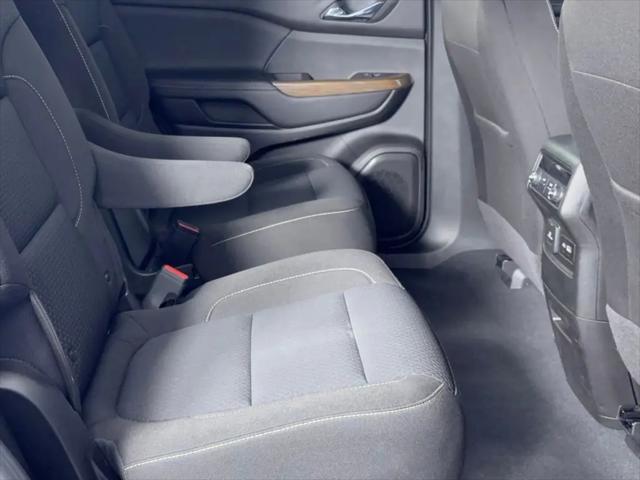 2023 GMC Acadia FWD SLE