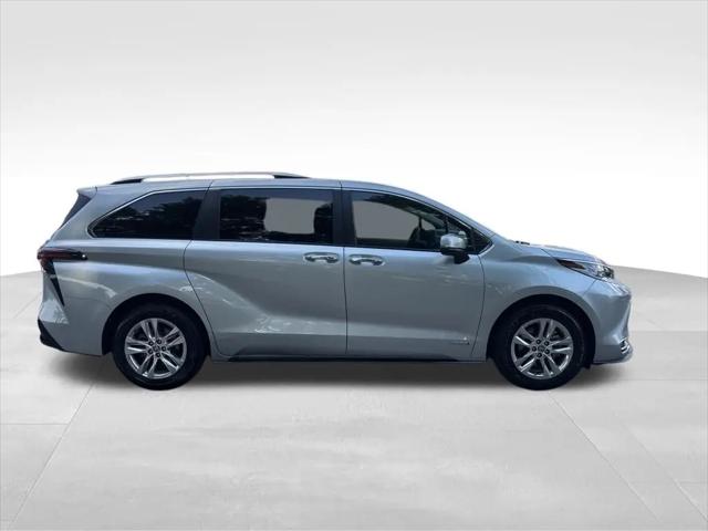 2021 Toyota Sienna Limited