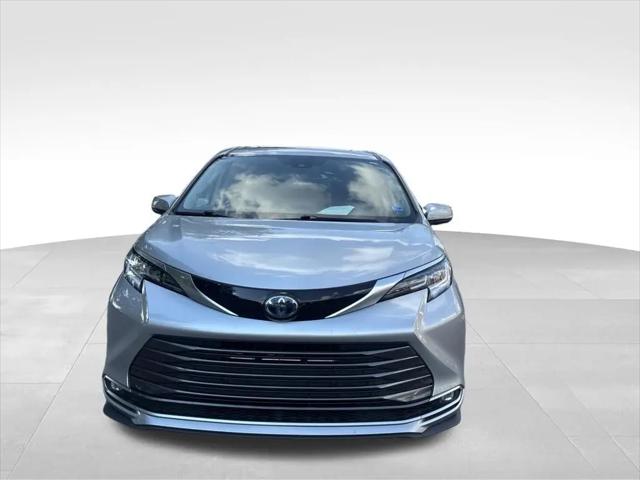 2021 Toyota Sienna Limited