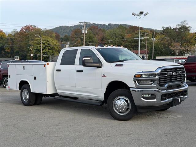 2026 RAM Ram 3500 Chassis Cab RAM 3500 TRADESMAN CREW CAB CHASSIS 4X4 60 CA 2026 RAM Ram 3500 Chassis Cab RAM 3500 TRADESMAN CREW CAB CHASSIS 4X4 60 CA