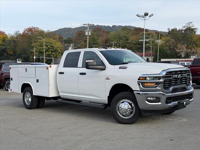 2026 RAM Ram 3500 Chassis Cab RAM 3500 TRADESMAN CREW CAB CHASSIS 4X4 60 CA 2026 RAM Ram 3500 Chassis Cab RAM 3500 TRADESMAN CREW CAB CHASSIS 4X4 60 CA