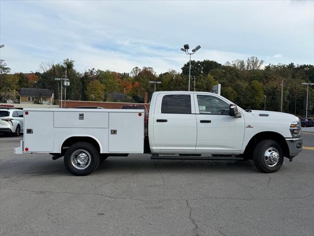 2026 RAM Ram 3500 Chassis Cab RAM 3500 TRADESMAN CREW CAB CHASSIS 4X4 60 CA 2026 RAM Ram 3500 Chassis Cab RAM 3500 TRADESMAN CREW CAB CHASSIS 4X4 60 CA