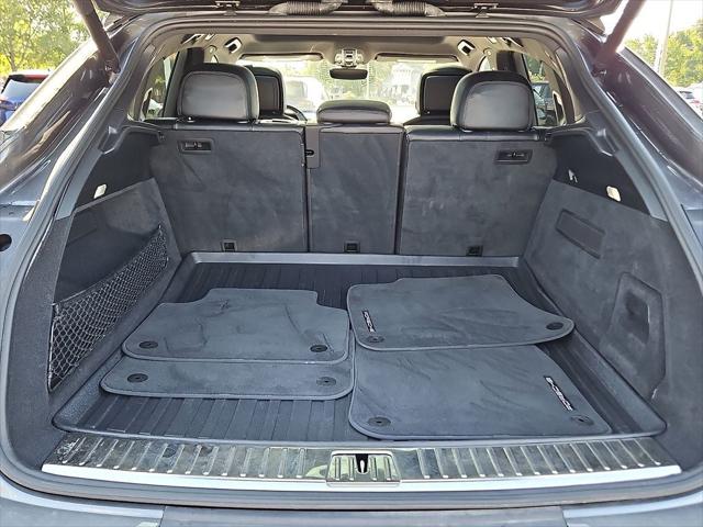 2021 Porsche Cayenne BASE