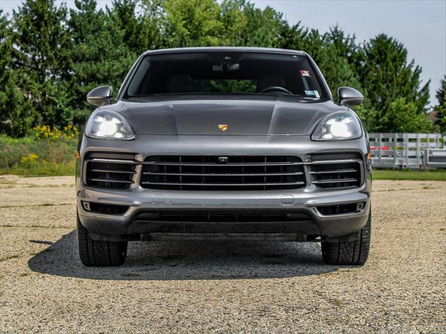2021 Porsche Cayenne BASE