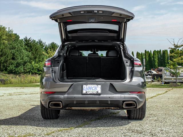 2021 Porsche Cayenne BASE