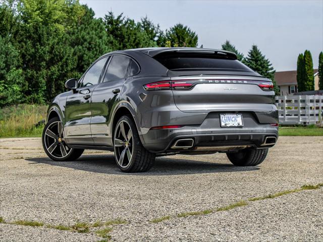 2021 Porsche Cayenne BASE