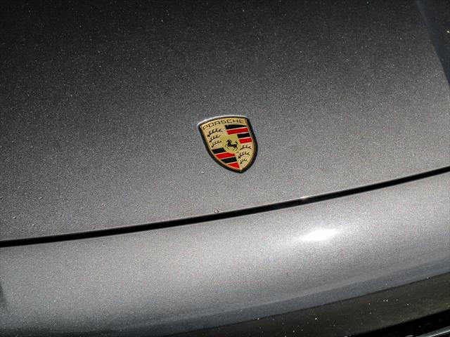 2021 Porsche Cayenne BASE