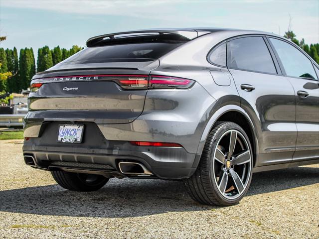 2021 Porsche Cayenne BASE