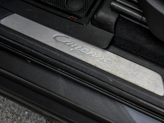2021 Porsche Cayenne BASE