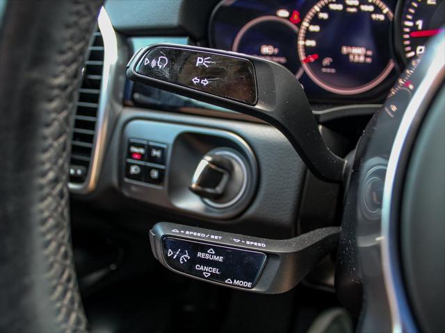 2021 Porsche Cayenne BASE