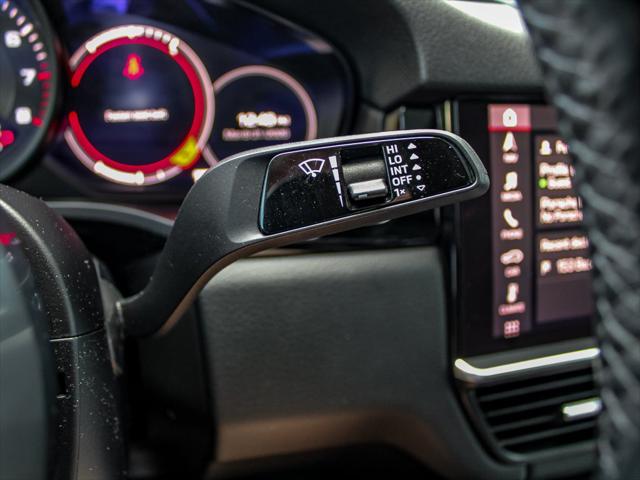 2021 Porsche Cayenne BASE