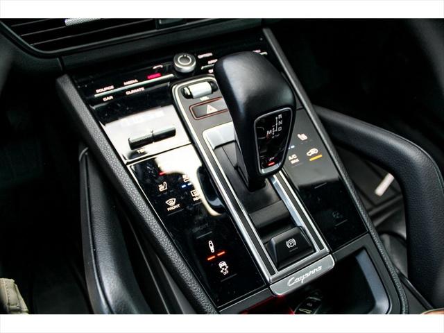 2021 Porsche Cayenne BASE