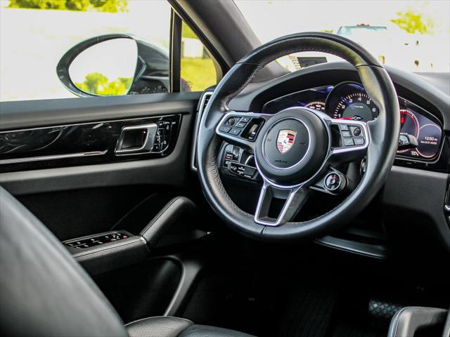 2021 Porsche Cayenne BASE